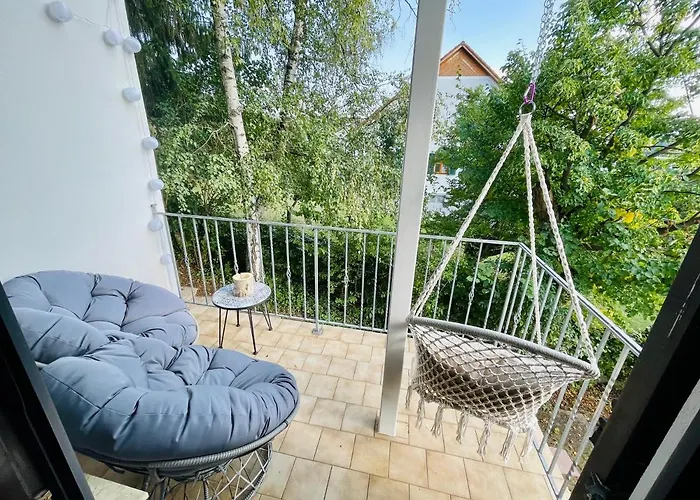 Freiblick 1 Bad Glbg Mit Garten Top1